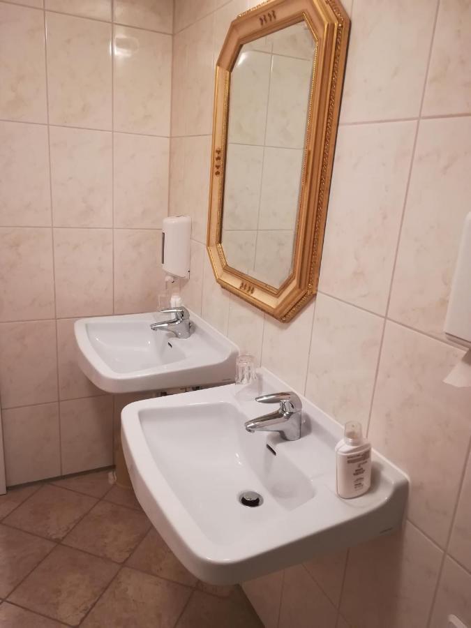 Apartment Froschkoenig Gladenbach Bagian luar foto